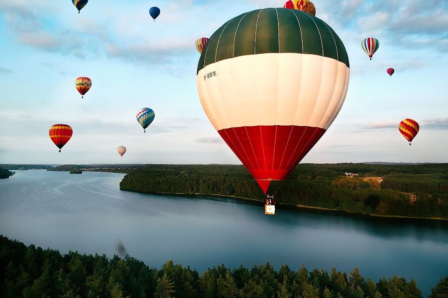 Svatební fotograf Sławomir Chaciński (fotoinlove). Fotografie z 25.dubna 2021