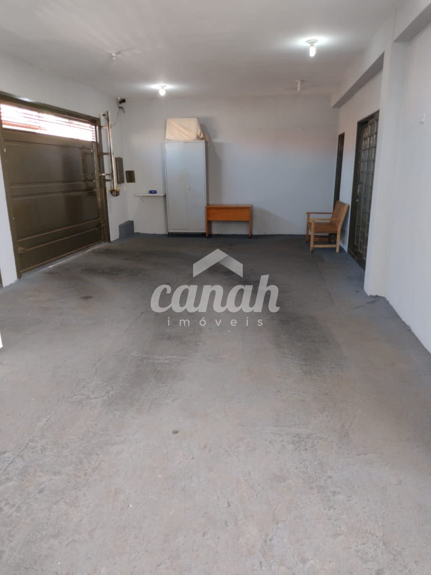 Casa à venda com 3 quartos, 150m² - Foto 1