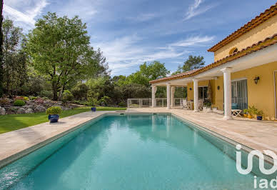 House with pool and terrace 5