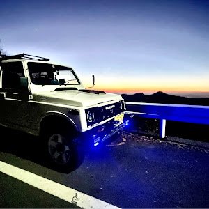 ジムニー JA11V