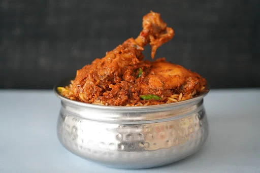 Avakaya Chicken Dum Biryani