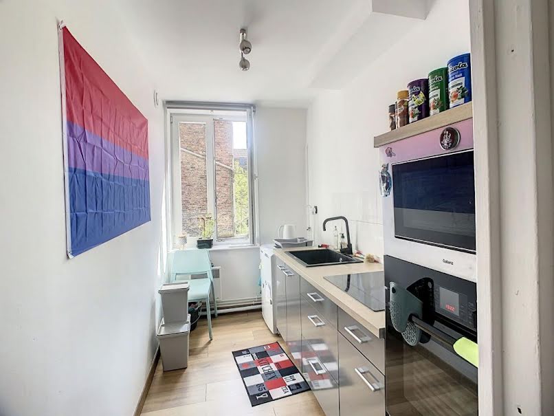 Location meublée appartement 1 pièce 27 m² à Lille (59000), 625 €