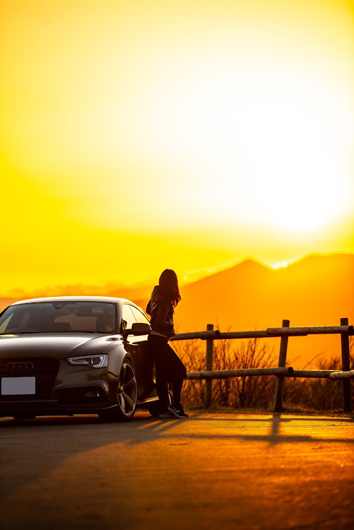 A5 スポーツバックのAudi・sportback・夕陽・Audiと美しい風景・箱根に関するカスタム事例の投稿画像1枚目