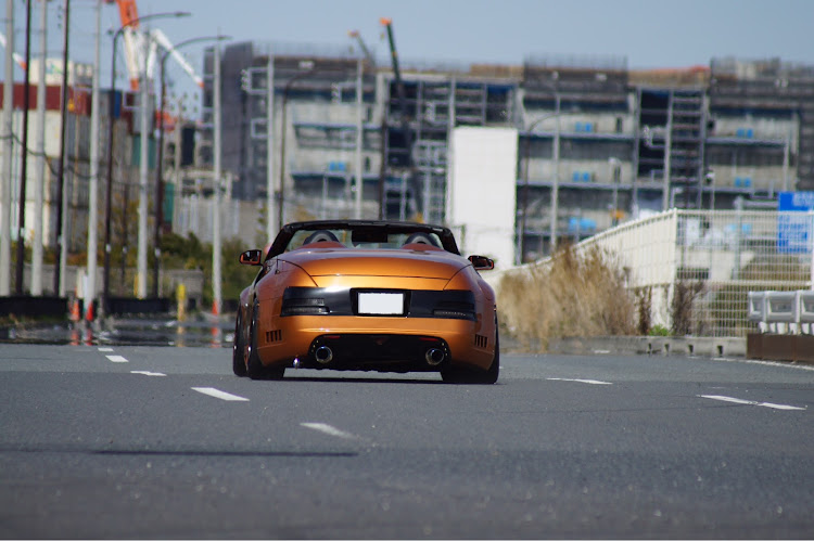 スカイラインの湾岸ミッドナイト・試乗会・コンテナ埠頭・朝活会に関するカスタム事例の投稿画像19枚目