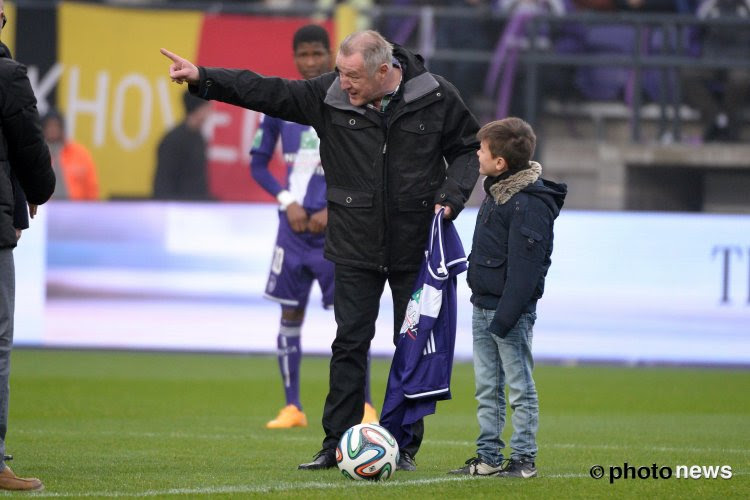 Anderlecht brengt passende hulde aan Mister Europe Swat Van der Elst en doet warme oproep aan zijn fans