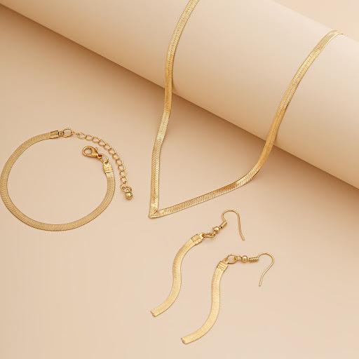Title 3, Fashion Chain Like Flat Snake Necklace Suit Sim...