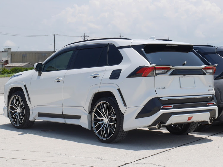 RAV4のバックシャンな愛車・RAV4・DIY・ドライブに関するカスタム事例の投稿画像2枚目