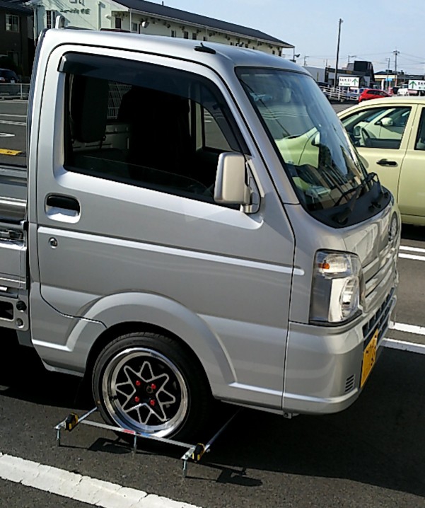キャリイトラックのDIY・キャリイトラック・da16に関するカスタム事例の投稿画像1枚目