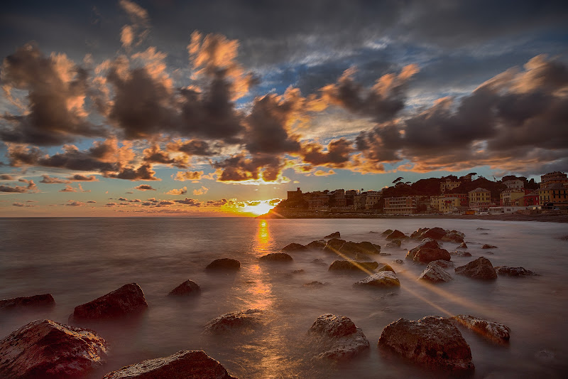 Tramonto a Genova  di Massimiliano_