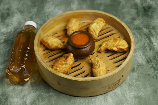 Chicken Fried Momos + Ice Tea