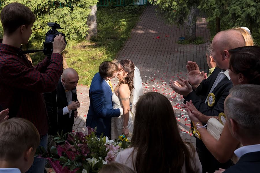 結婚式の写真家Nadezhda Agapova (nadinagapova)。2017 4月22日の写真