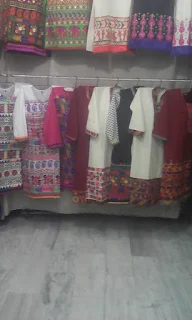 Uncel Zakat Shop In Dresses photo 1