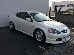 インテグラ Dc5の車高調整に関するカスタム ドレスアップ情報 1件 車のカスタム情報はcartune