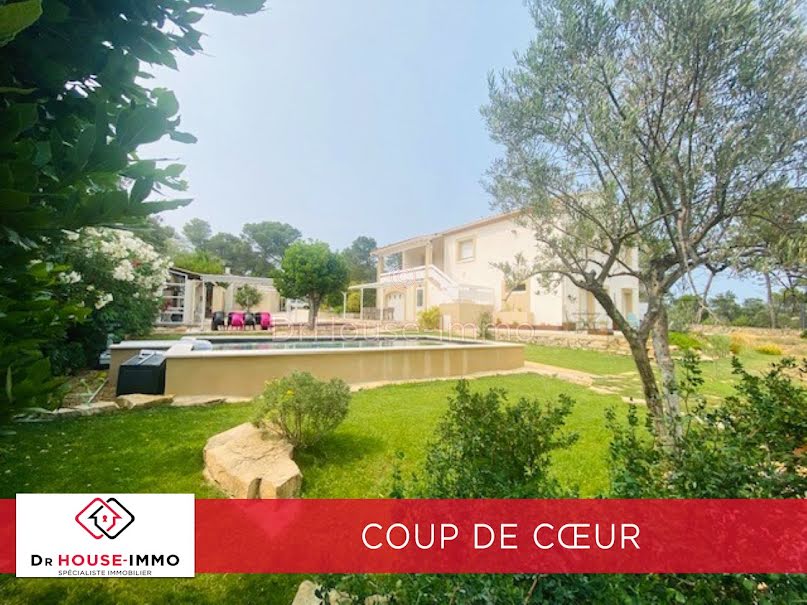 Vente maison 7 pièces 210 m² à Nimes (30000), 778 000 €