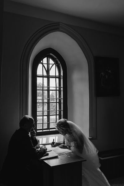 Fotografo di matrimoni Krzysztof Serafiński (serafinski). Foto del 26 giugno 2017