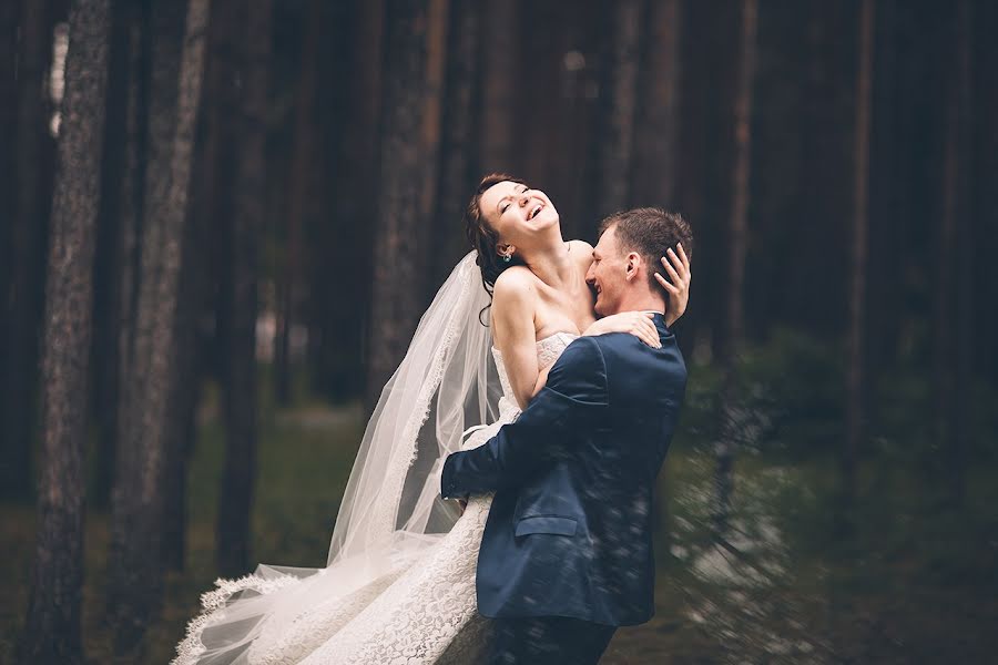 Wedding photographer Aleksandr Ugarov (ugarov). Photo of 21 December 2013