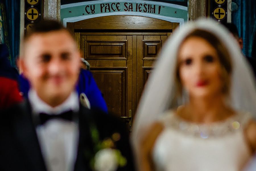 Fotógrafo de casamento Claudiu Negrea (claudiunegrea). Foto de 6 de agosto 2019