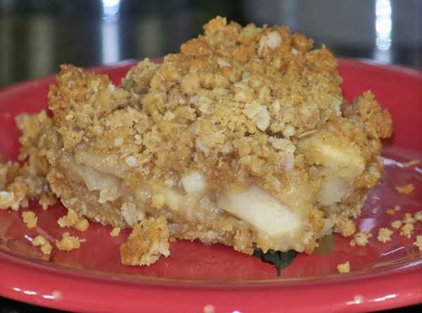 Oh So Yummy Apple Oatmeal Crisp_image