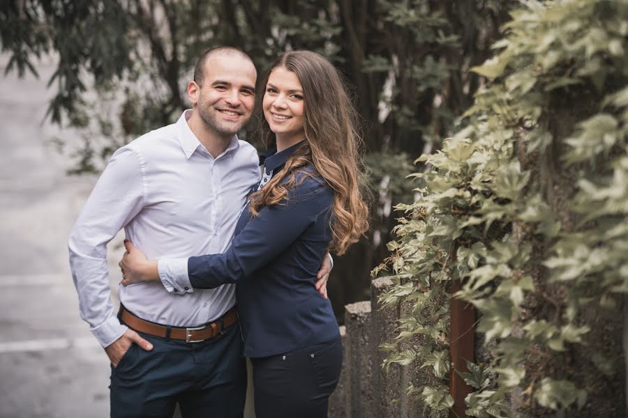 Fotógrafo de casamento Gábor Szatló (szatlogabor). Foto de 23 de abril 2019