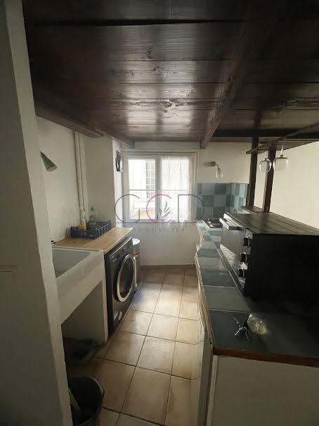 Location  appartement 2 pièces 32.76 m² à Aix-en-Provence (13090), 685 €