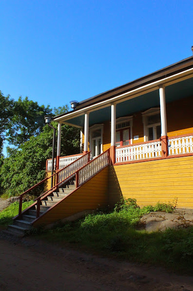 suomenlinna wooden houses