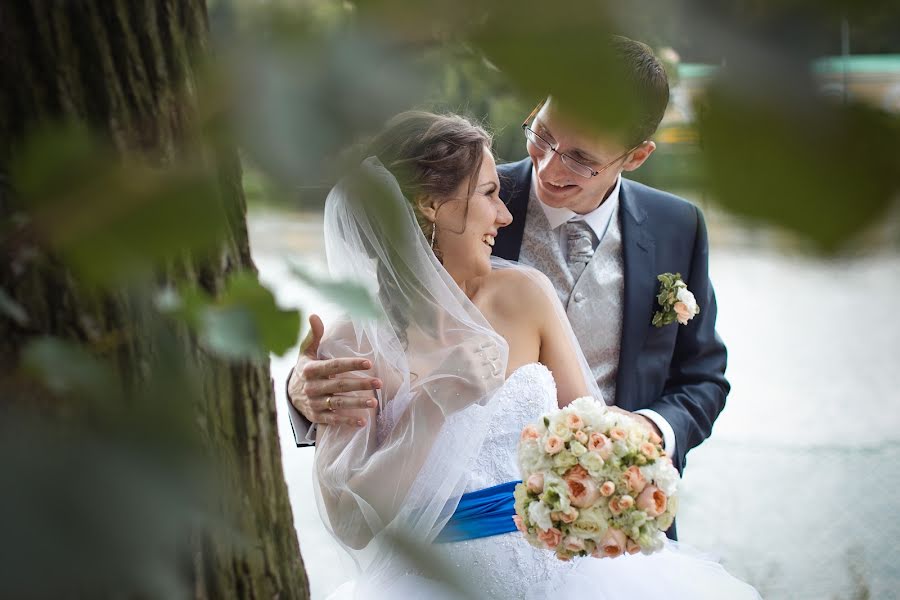 Fotógrafo de casamento Mikhail Poteychuk (mpot). Foto de 9 de setembro 2016