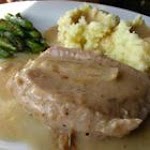 Gravy Baked Pork Chops was pinched from <a href="http://allrecipes.com/Recipe/Gravy-Baked-Pork-Chops/Detail.aspx" target="_blank">allrecipes.com.</a>