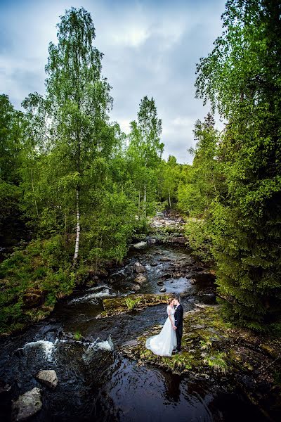 Fotografo di matrimoni Paulius Rakštikas (rakstikas). Foto del 25 luglio 2017