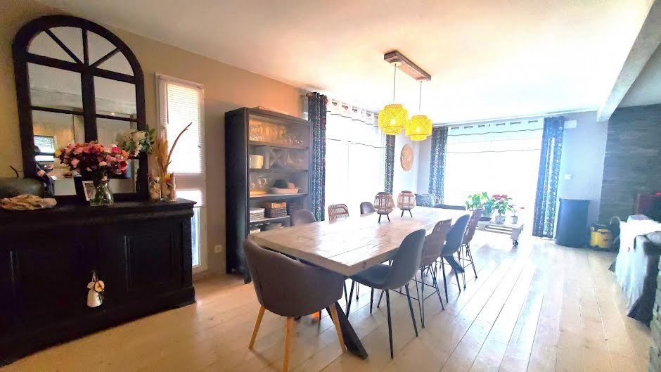 Vente maison 4 pièces 157 m² à La Ville-Dieu-du-Temple (82290), 301 000 €