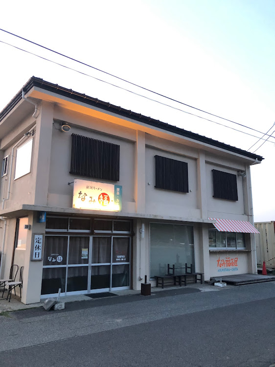 モデルYのテスラモデルY・角田浜海水浴場・なみ福に関するカスタム事例の投稿画像4枚目