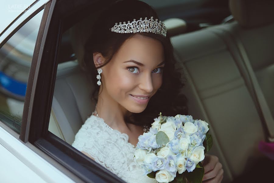 Wedding photographer Anna Bushueva (ladie). Photo of 8 October 2014