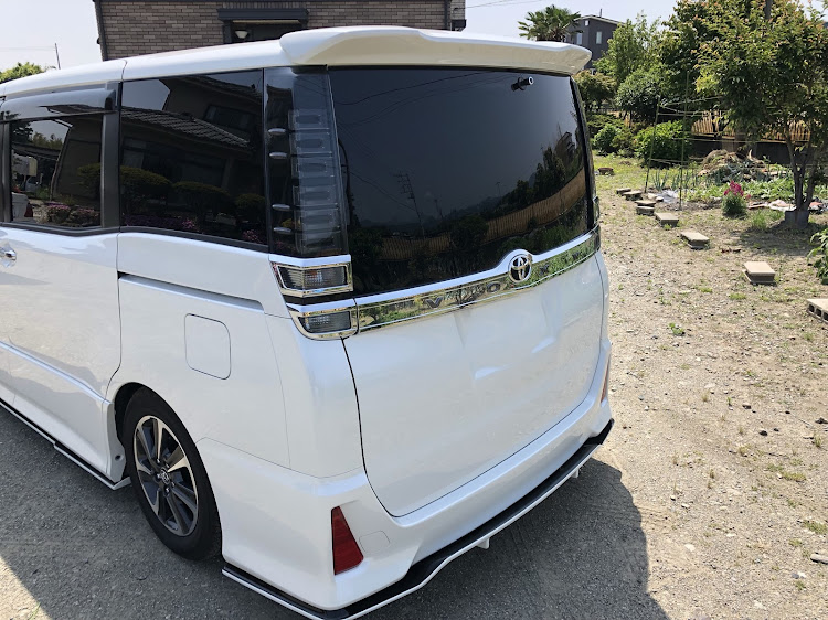 ヴォクシーのがちまやぁさんが投稿したカスタム事例の投稿画像2枚目