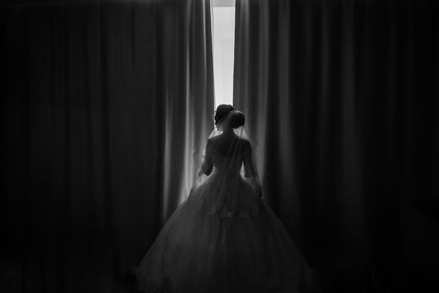 Photographe de mariage Adlet Kaysanov (kaisanov). Photo du 17 décembre 2017