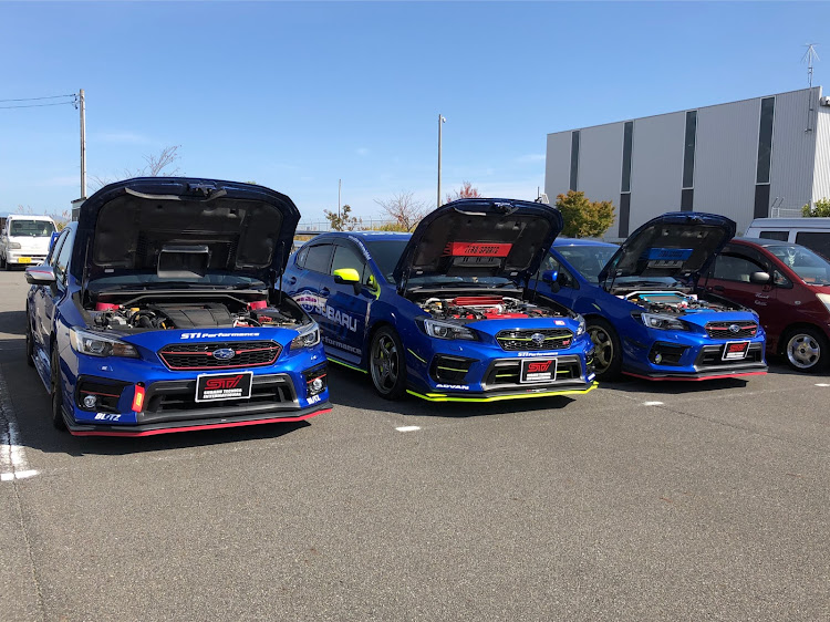 WRX STIの静岡空港オフ会に関するカスタム事例の投稿画像2枚目