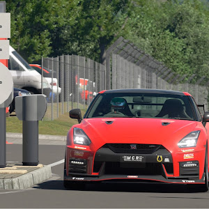 NISSAN GT-R R35