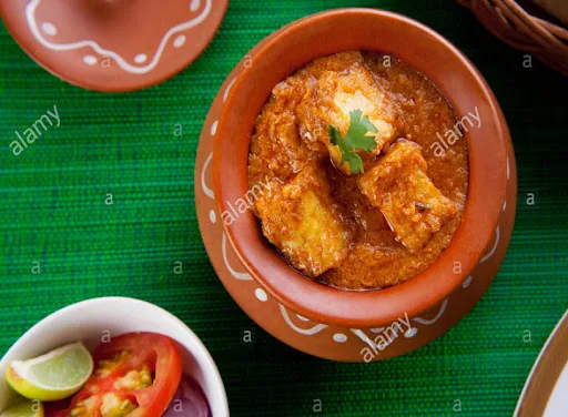 Handi Paneer