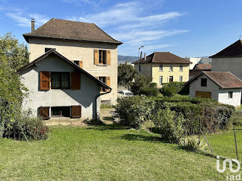 maison à Les Avenières (38)