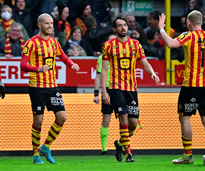 KV Mechelen bibbert 50 minuten en ontsnapt bij penalty nog een keertje maar gaat wél naar Europe play-offs