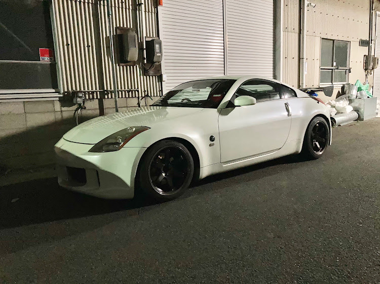 フェアレディZのZ 33・GTウィング・金欠レーシング・不審者・暇人に関するカスタム事例の投稿画像1枚目