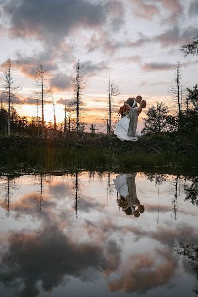 Jurufoto perkahwinan Michal Szydlowski (michalszydlowski). Foto pada 24 Oktober 2022