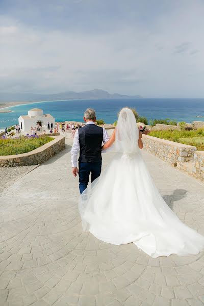 Fotografo di matrimoni Savvas Argirou (savvasargirou). Foto del 4 agosto 2017