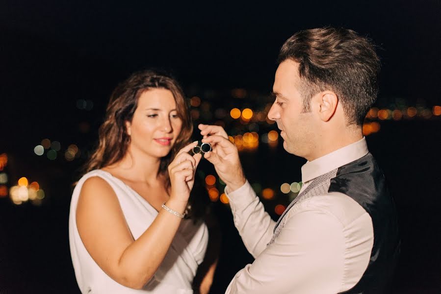 Wedding photographer Elen Kalintzeou (elenstories). Photo of 19 June 2019