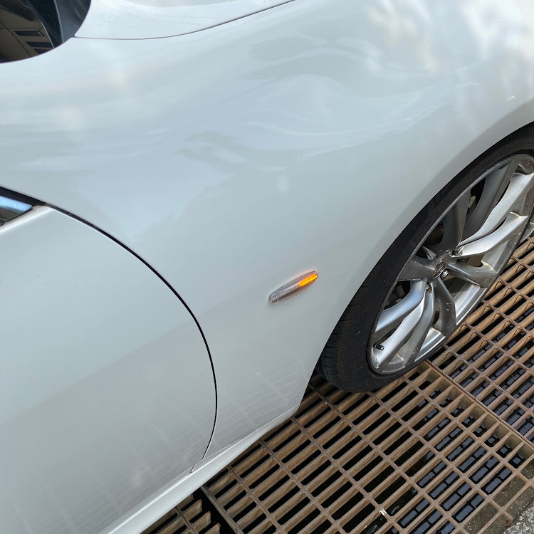 スカイラインのINFINITI G25・車高調整・低いようで低くない丁度良い高さ・シーケンシャルサイドマーカー・ネオクラMT落選者の休日に関するカスタム事例の投稿画像3枚目