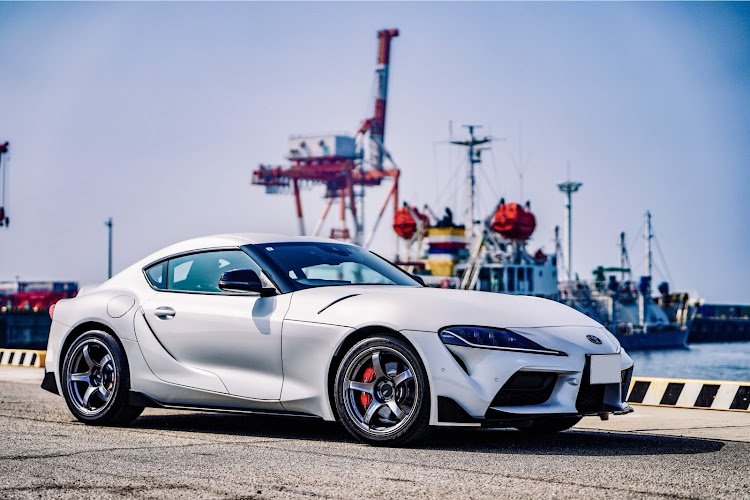 スープラの和歌山港・車が好きな人と繋がりたい・隣人のコメント・自己査定100万円・ドライブしたいに関するカスタム事例の投稿画像1枚目