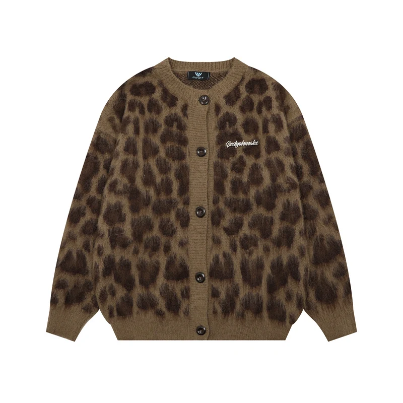 Gepersonaliseerde retro leopard print gebreide sweater cardigan een warme en unieke trui perfect voor een stijlvolle look.