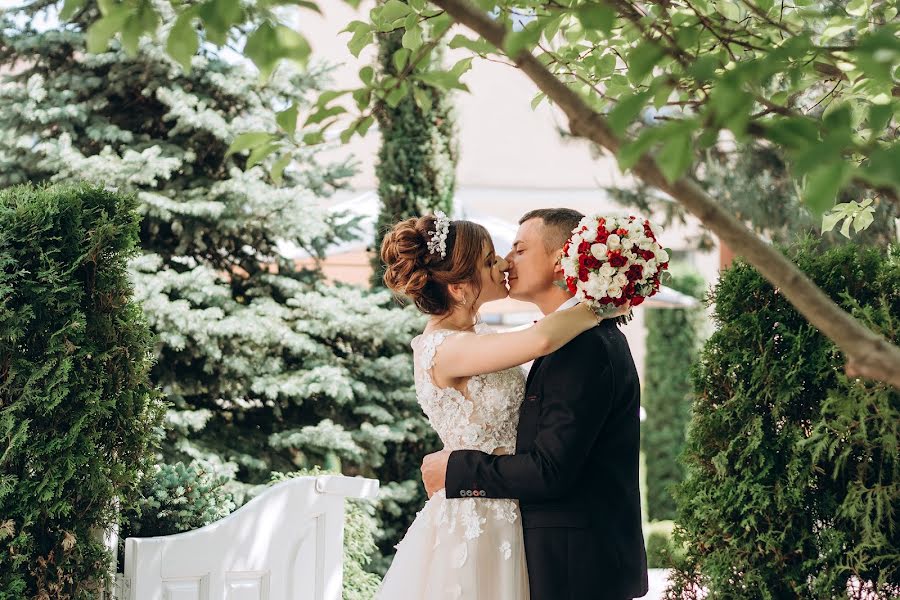 婚禮攝影師Alisa Sandulovich（sandulovich）。2018 5月25日的照片