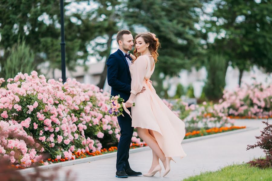 Fotógrafo de casamento Natalya Sergunova (selfishmiss). Foto de 25 de junho 2017