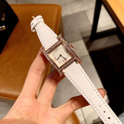Title 3, H Small Diamond Dial Quartz Movement Ladies Watch
