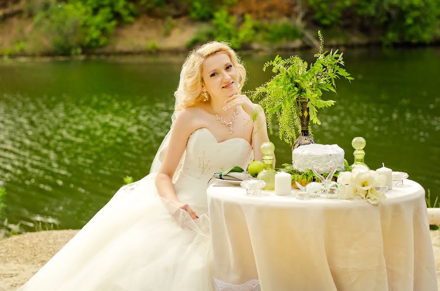 Wedding photographer Nina Dubrovina (ninadubrovina). Photo of 10 June 2015