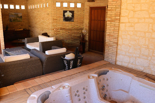 Property with pool 4